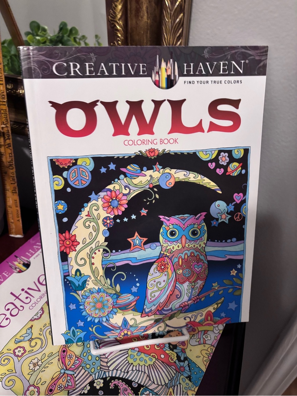 MOM.  Life Advanced Coloring Pencil Book Cats and Owls. Adult coloring books